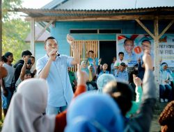 YA-SYAM Optimis Menang di Pilkada Konawe Usai Kukuhkan Relawan di Uepai