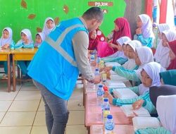 Upaya Keberlanjutan terhadap Masyarakat Lingkar Tambang, PT SBP Bagikan Makan Bergizi, Susu dan Pemeriksaan Kesehatan Gratis