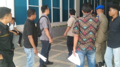 Demo ALAM Sultra di Kantor Wali Kota Kendari Nyaris Ricuh