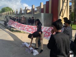 Aksi di Polda Sultra, AMAN Ungkap Dugaan Kejanggalan Penanganan Perkara di Polres Bau-Bau